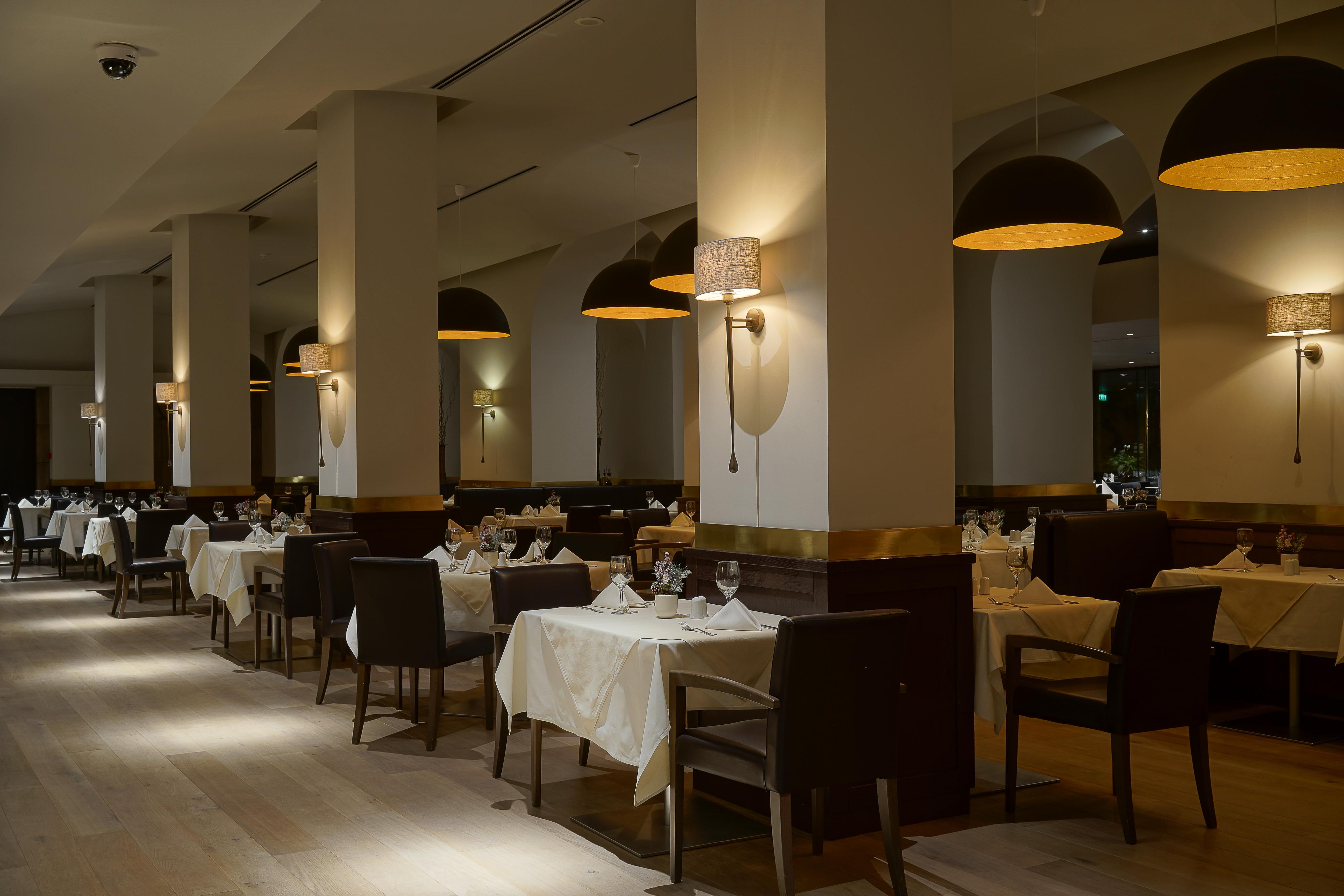 Ana Hotels Sport ポイアナ・ブラショフ エクステリア 写真