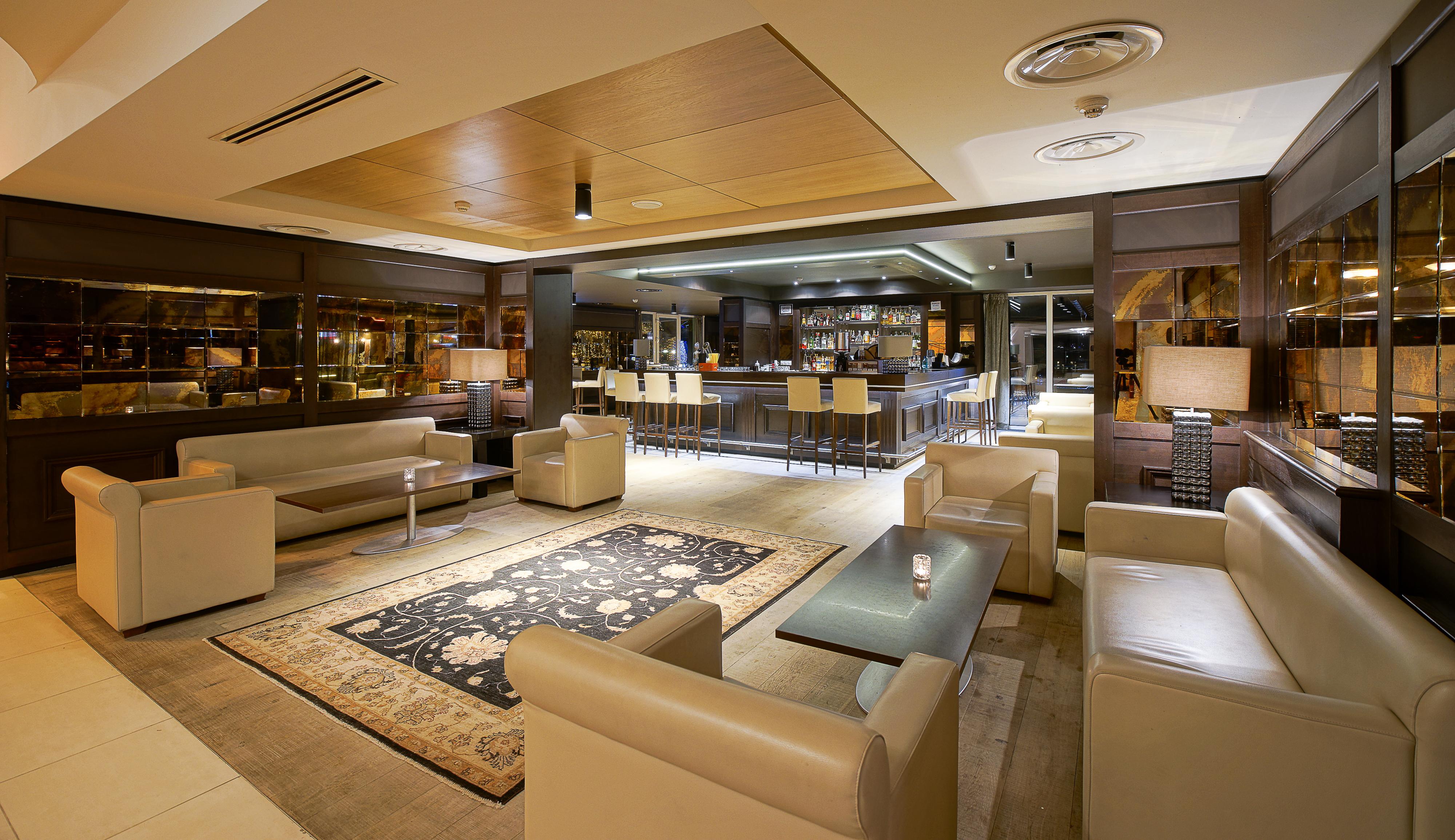 Ana Hotels Sport ポイアナ・ブラショフ エクステリア 写真